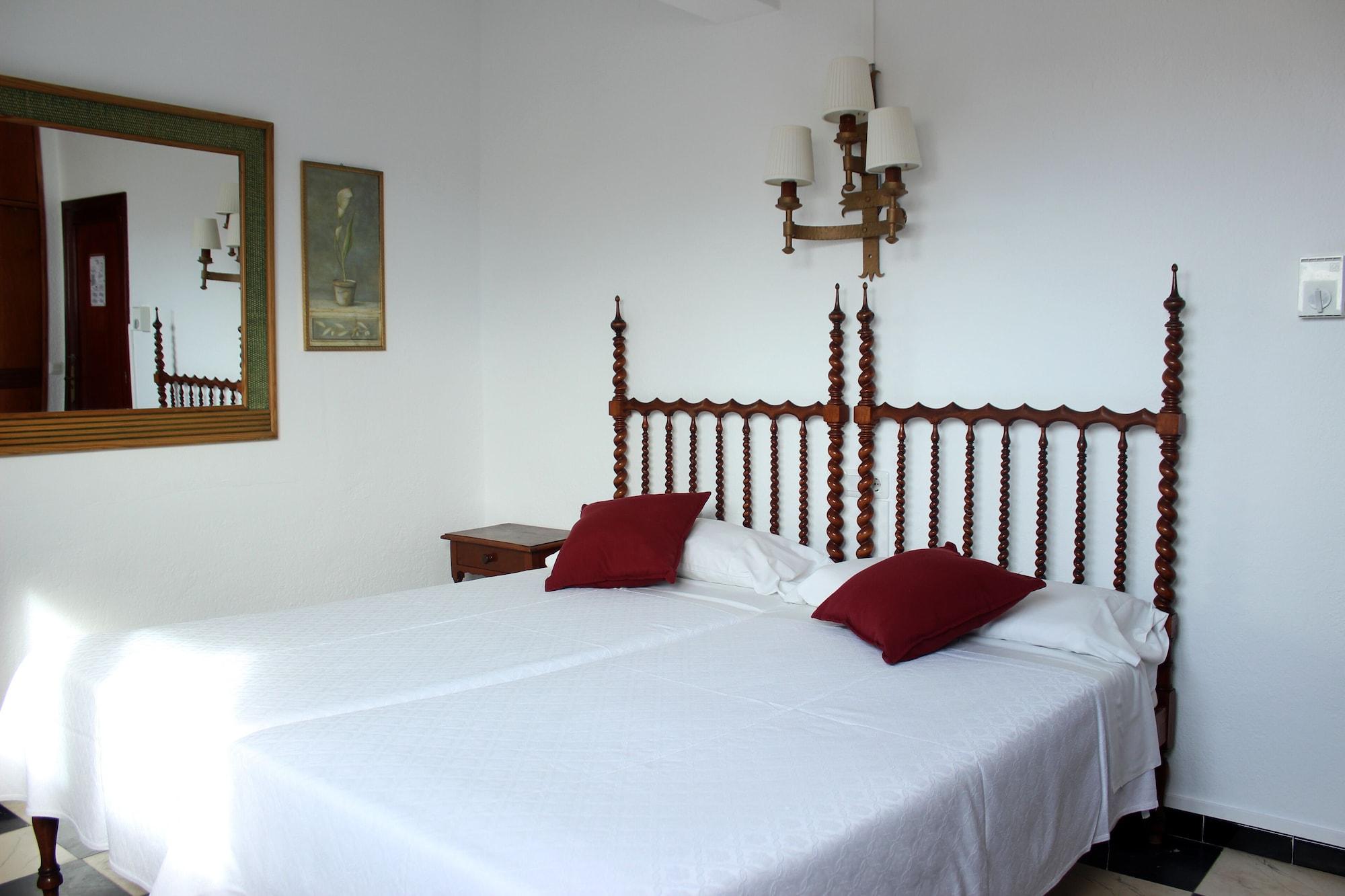 Hostal Cas Bombu กาลารัตจาดา ภายนอก รูปภาพ