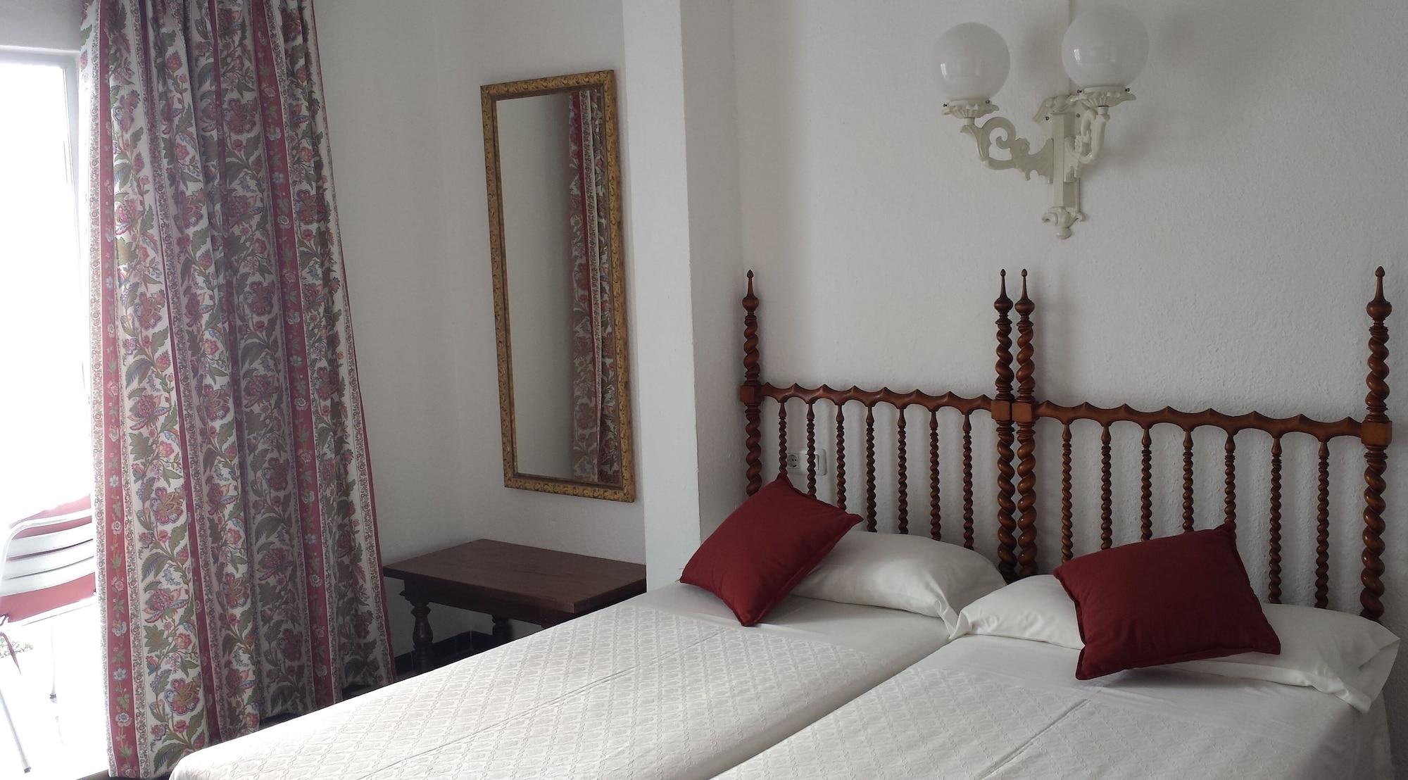 Hostal Cas Bombu กาลารัตจาดา ภายนอก รูปภาพ