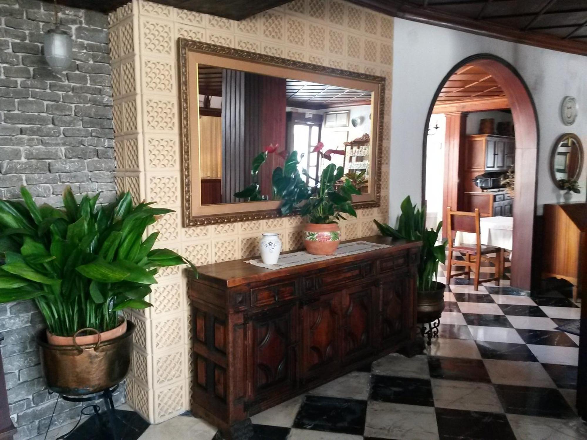 Hostal Cas Bombu กาลารัตจาดา ภายนอก รูปภาพ