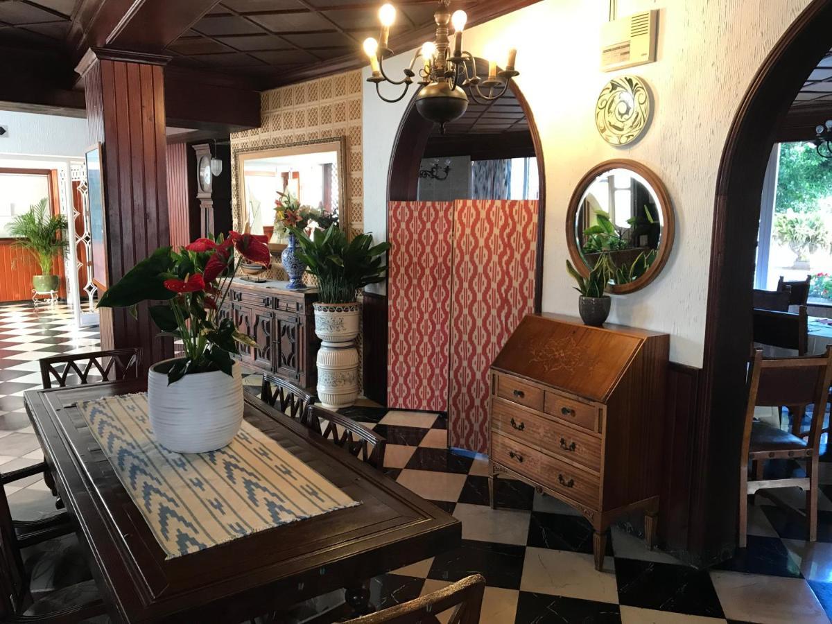 Hostal Cas Bombu กาลารัตจาดา ภายนอก รูปภาพ