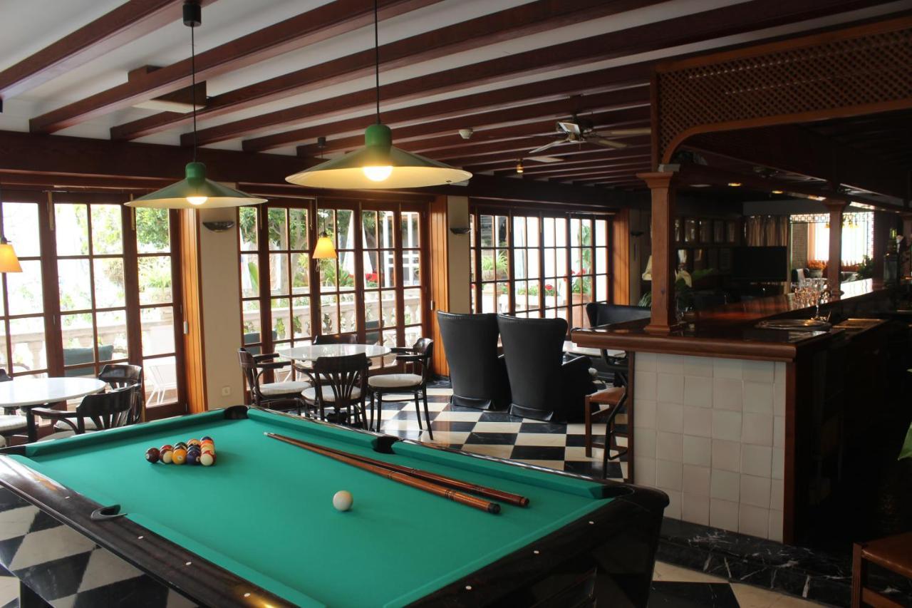 Hostal Cas Bombu กาลารัตจาดา ภายนอก รูปภาพ