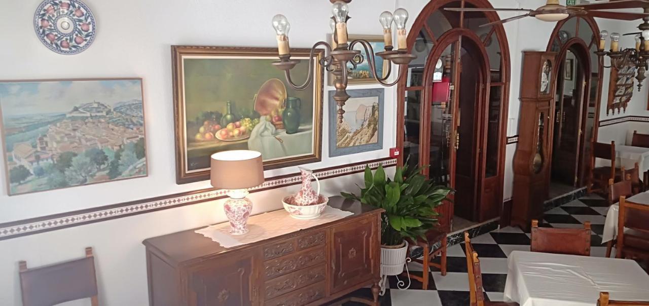 Hostal Cas Bombu กาลารัตจาดา ภายนอก รูปภาพ